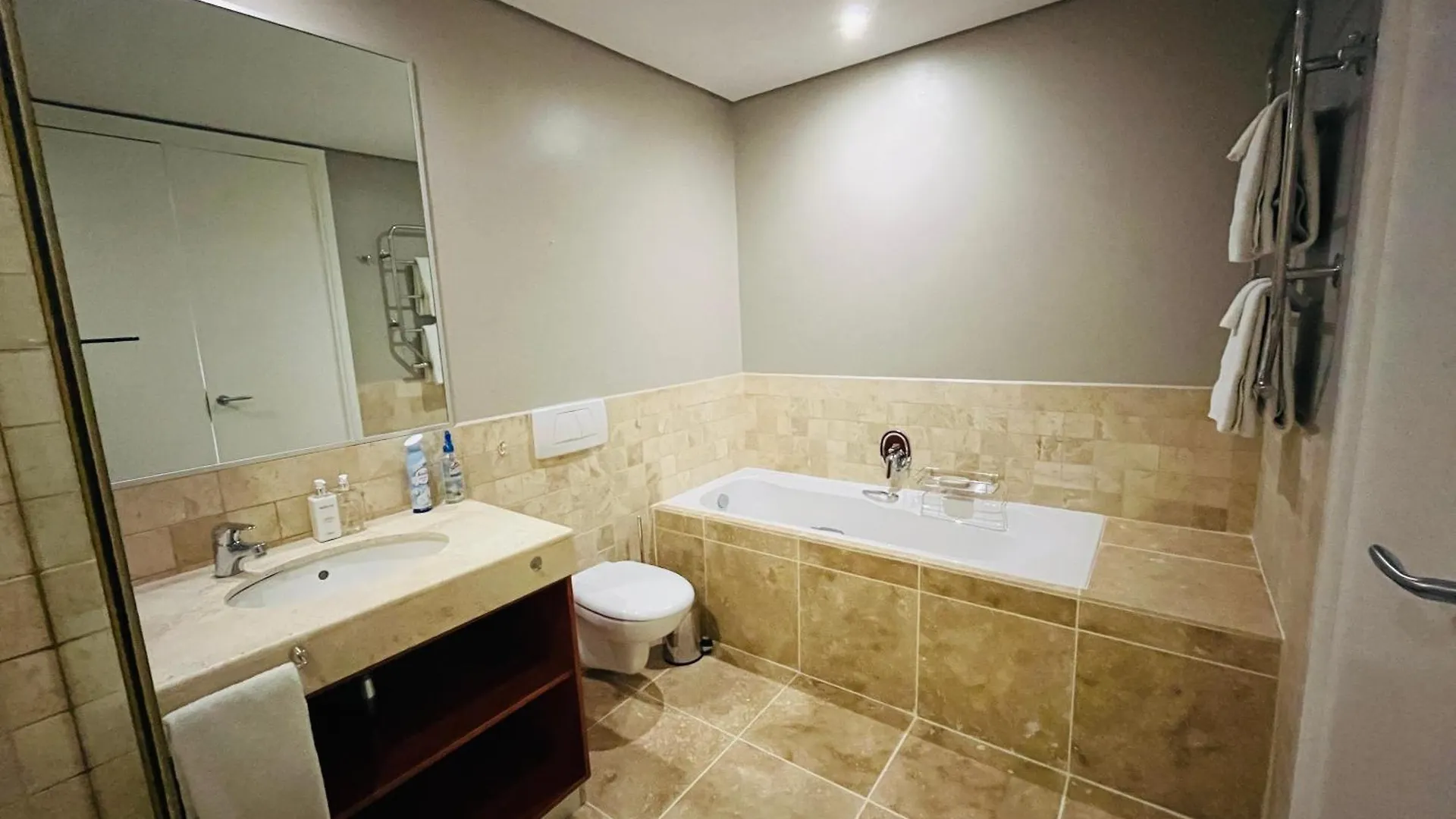 Luxurious Secure V&A Waterfront Apt Città del Capo